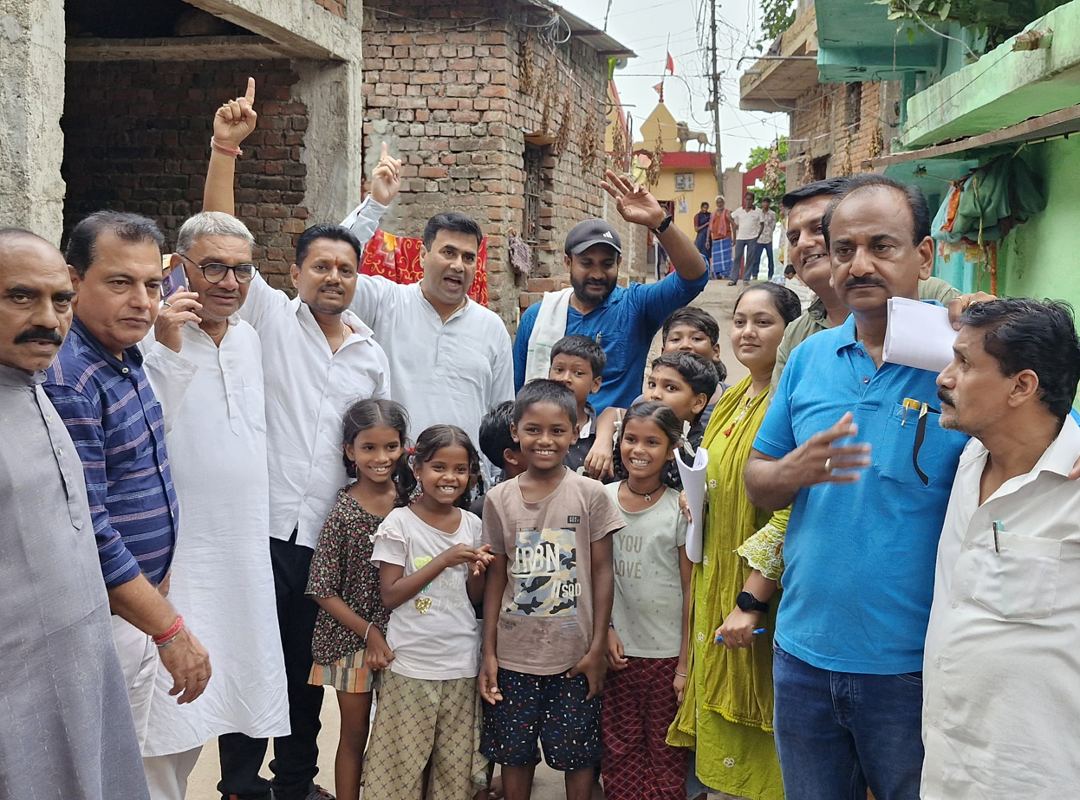 दुर्ग मध्य ब्लॉक कांग्रेस का स्मार्ट मीटर बदलो अभियान: भाजपा सरकार से नाराज जनता आवेदन भरने में उत्सुकता दिखाई